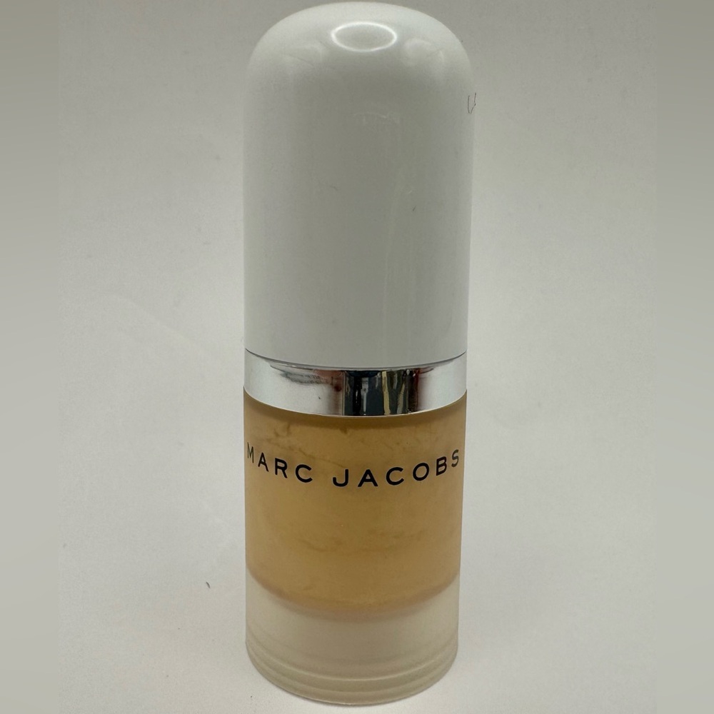Marc Jacobs Dew Drops Coconut Gel Highlighter in Dew You? - Travel Size